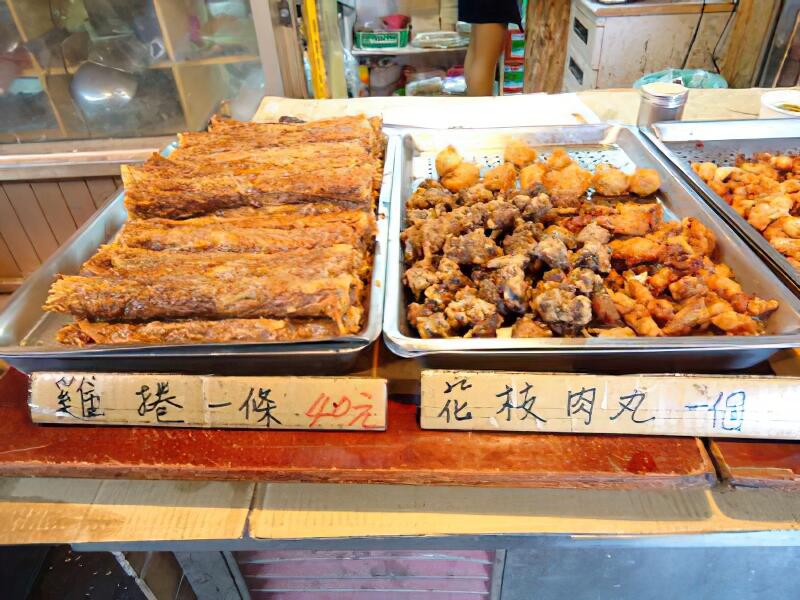 溫泉商店 雞捲攤