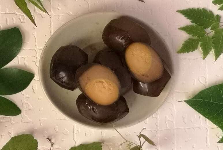 阿婆鐵蛋