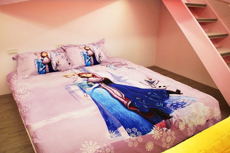 詩情夢幻城堡民宿