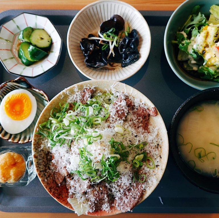 aTomic Kitchen同廚