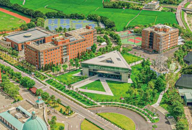 亞洲大學現代美術館