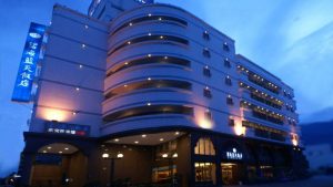 入住源雄碧海藍天飯店，探訪花蓮吉安人文與綠意