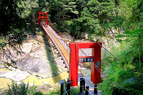 八八吊橋