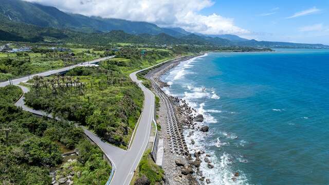 八嗡嗡海岸