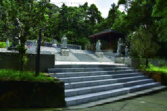 半天岩祈福步道
