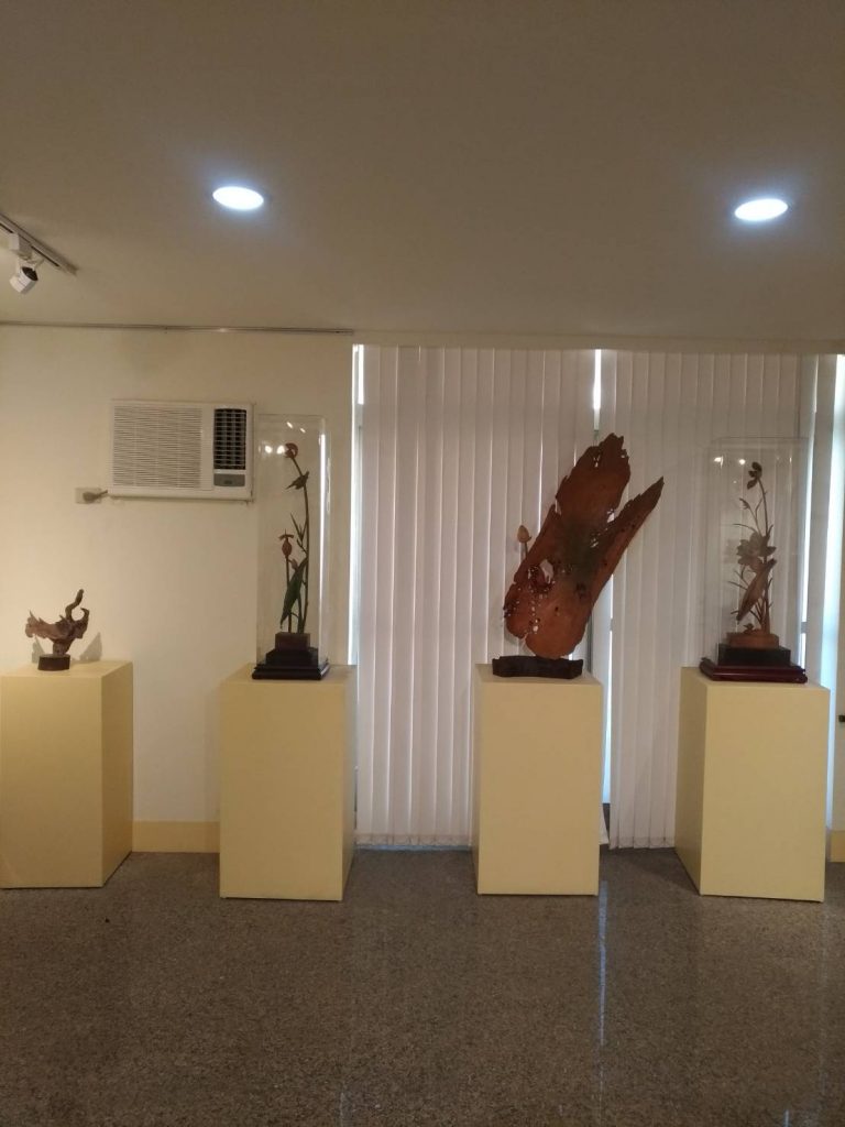 台灣工藝之家-黃媽慶木雕工作室