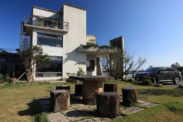呂美麗精雕藝術館