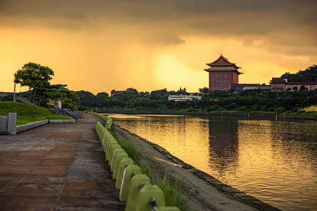 大佳河濱公園