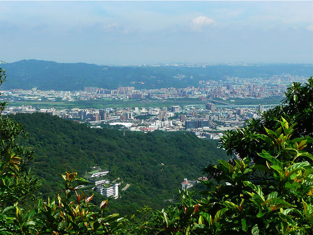 天上山系步道