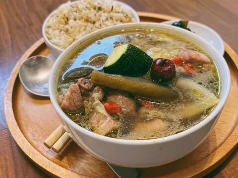 小燉食室
