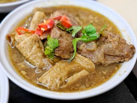 小西門燉肉飯