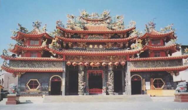 岳王廟