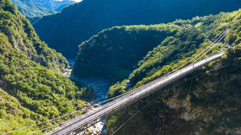 布洛灣吊橋