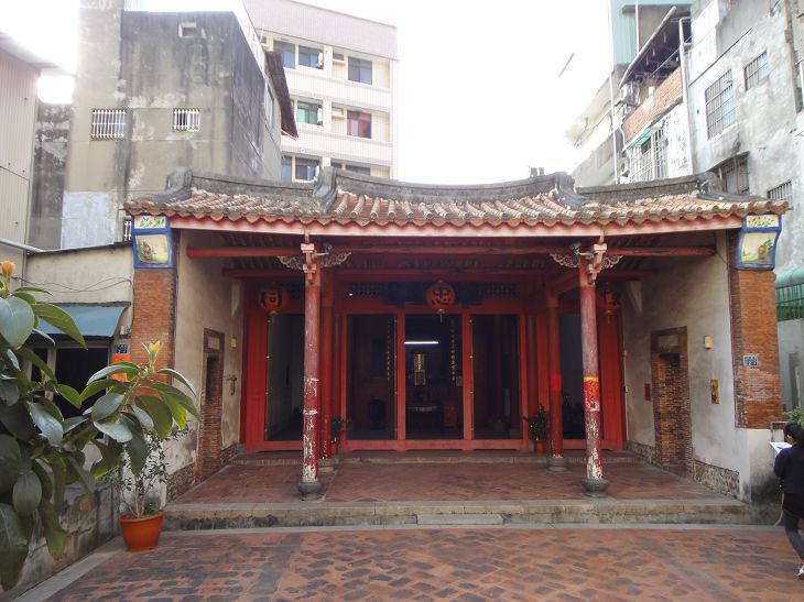 懷忠祠