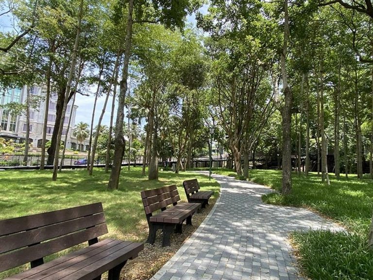 明湖公園