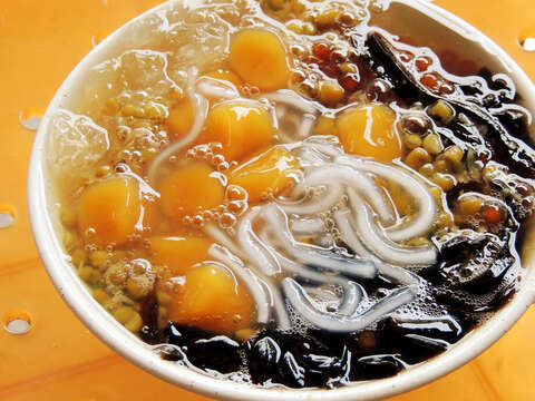 春霞正港古早味粉圓冰