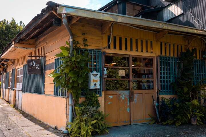 時光二手書店
