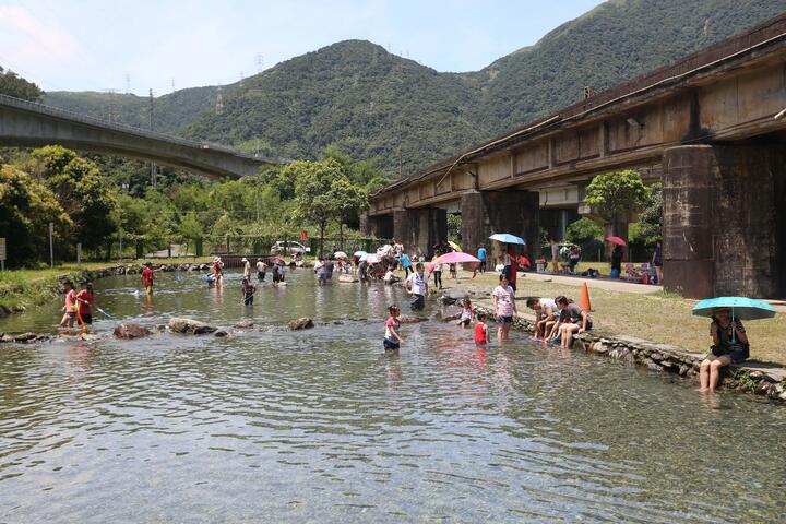 東岳湧泉
