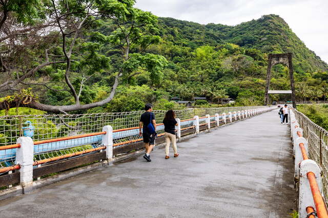 東河橋