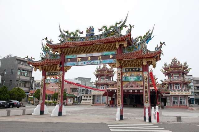 柳營代天院