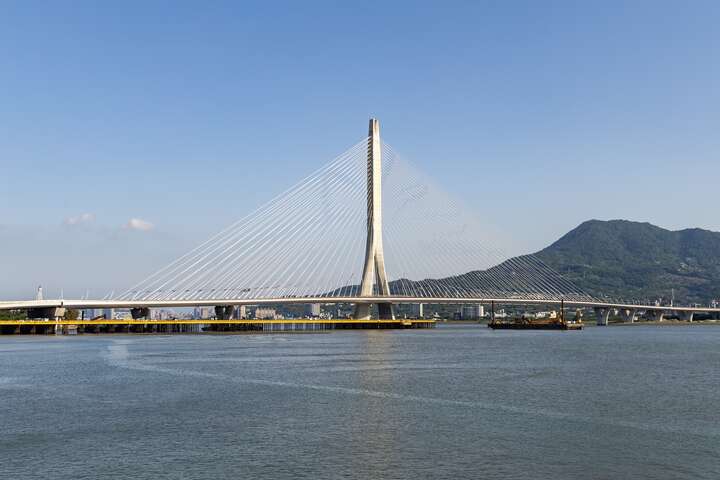 淡江大橋