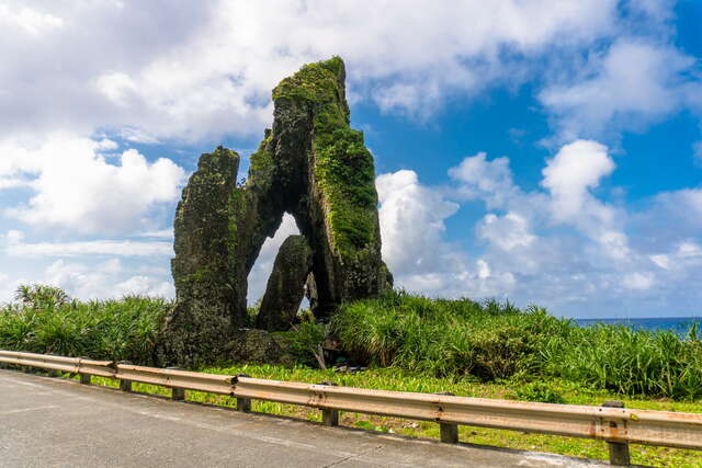 玉女岩(火把岩)