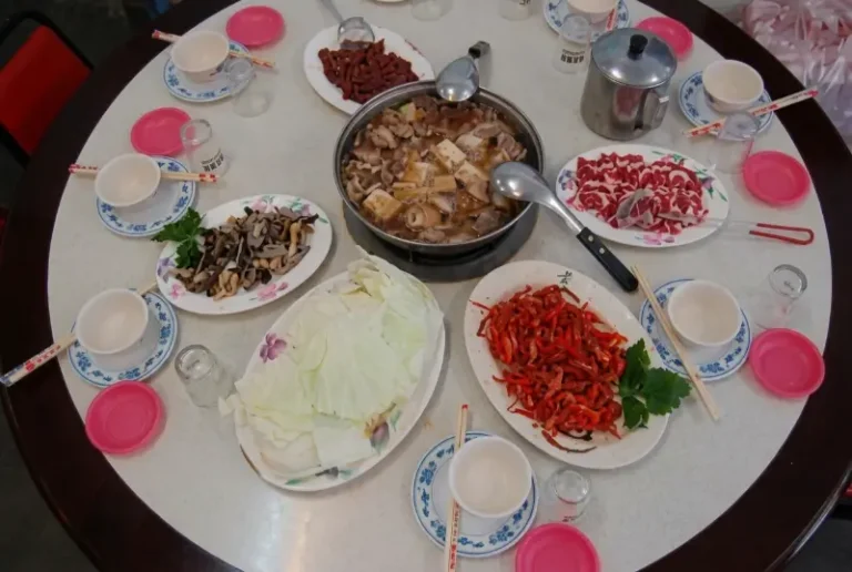 石桌羊肉店