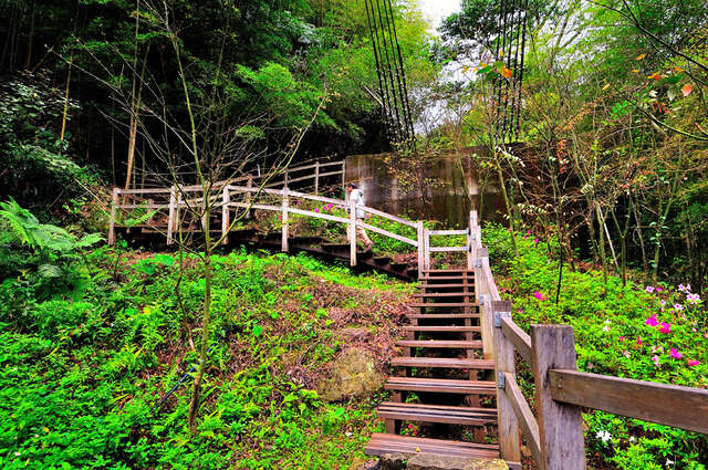 石盤谷步道