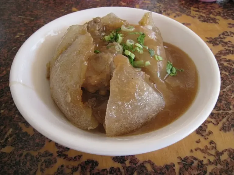 竹崎老店肉圓羊肉湯(原北斗伯肉圓)