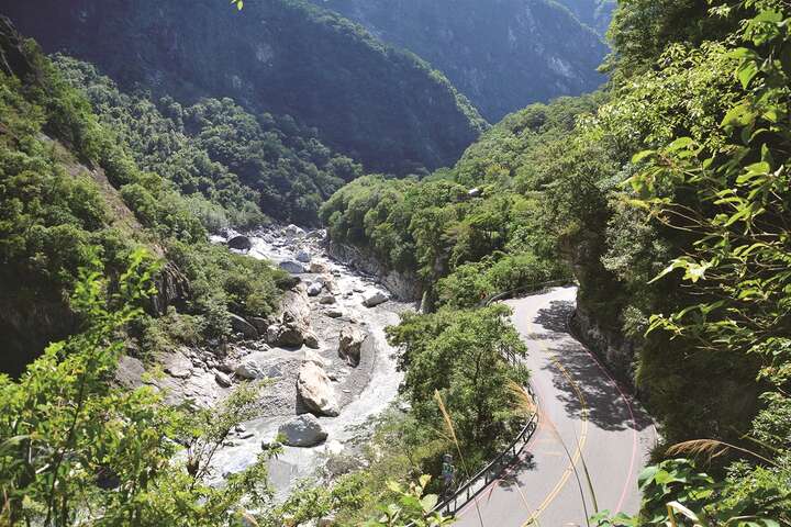 綠水合流步道