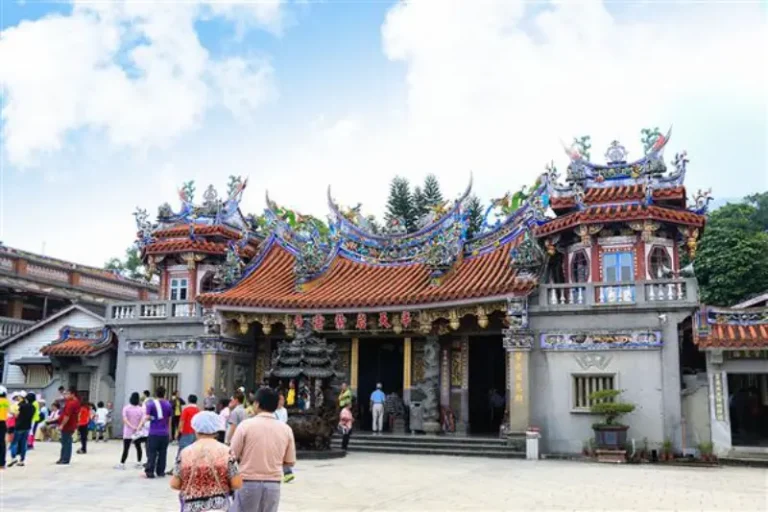 縣定古蹟紫雲寺