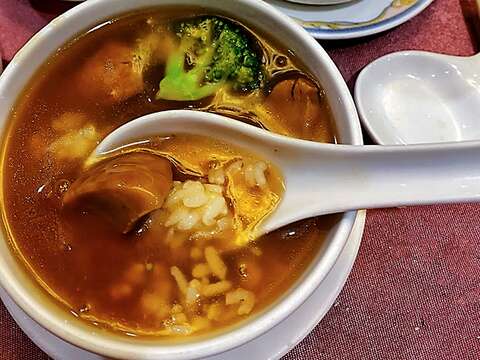 興魚翅餐廳