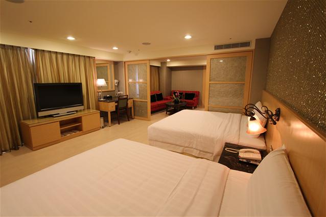 【高雄旅遊推薦】西子灣大飯店站前館二天一夜行程規劃