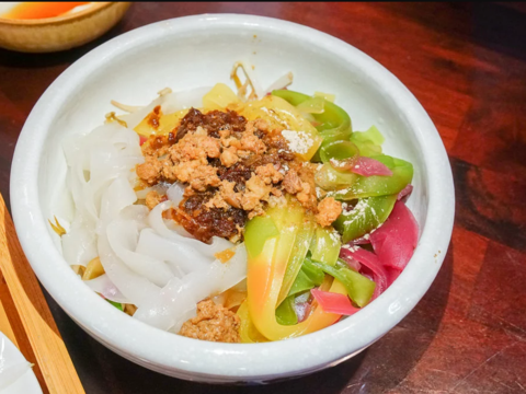 軒味屋彩色粄條