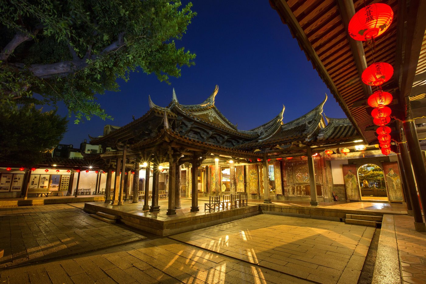 鹿港龍山寺