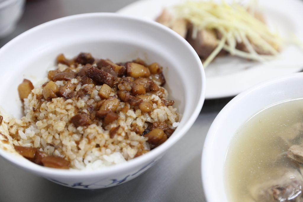 【高雄鹽埕】鴨肉本齒頰留香 傳承在地庶民美食好滋味