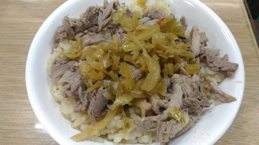 【高雄鼓山】「鴨肉秀」傳統古早味 餵飽上班族的胃