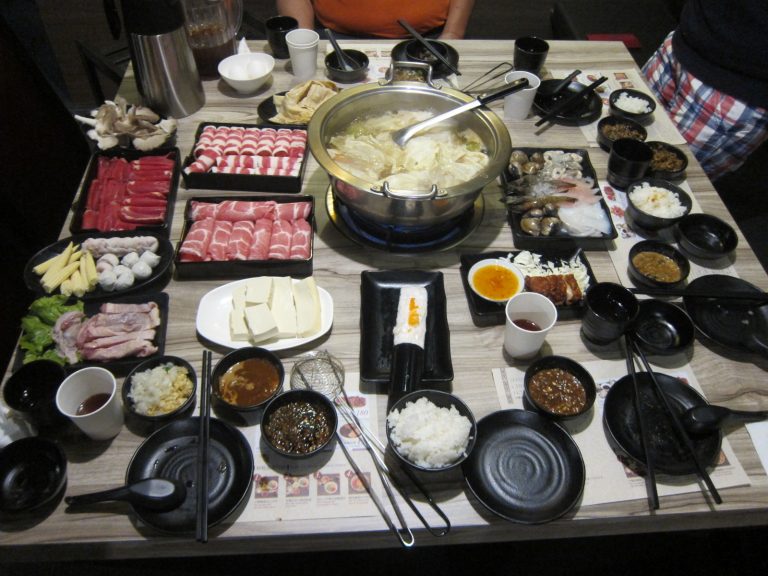汕頭泉成沙茶潮鍋(高雄美術青海店)